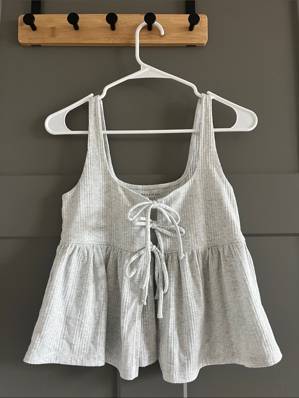 American Eagle Light Gray Ribbed Tank Top